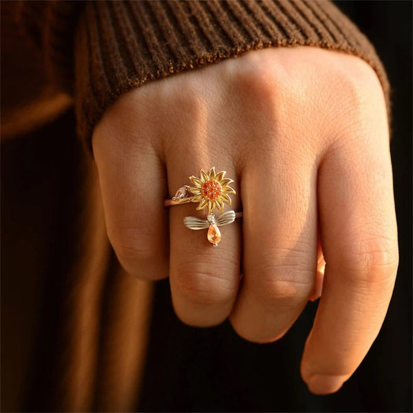 Fidget Rings for Women Sunflower Bee Anxiety Ring Anti-stress Rotating Jewelry Gift